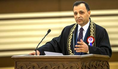 Anayasa Mahkemesi Başkanlığı’na Zühtü Arslan yeniden seçildi