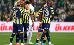‘Fenerbahçe bu savunma ile hele stoperlerle şampiyon olamaz’
